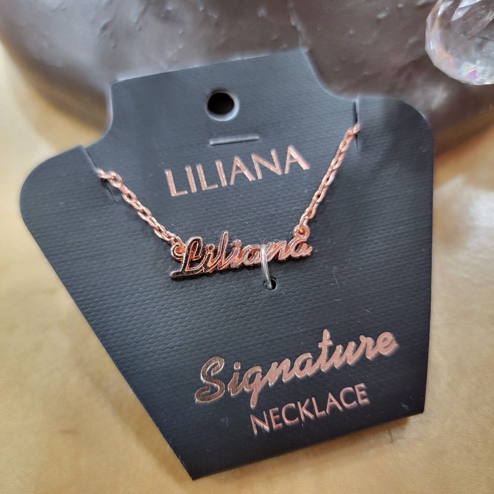LILIANA Personalize Name Necklace In Rose Gold